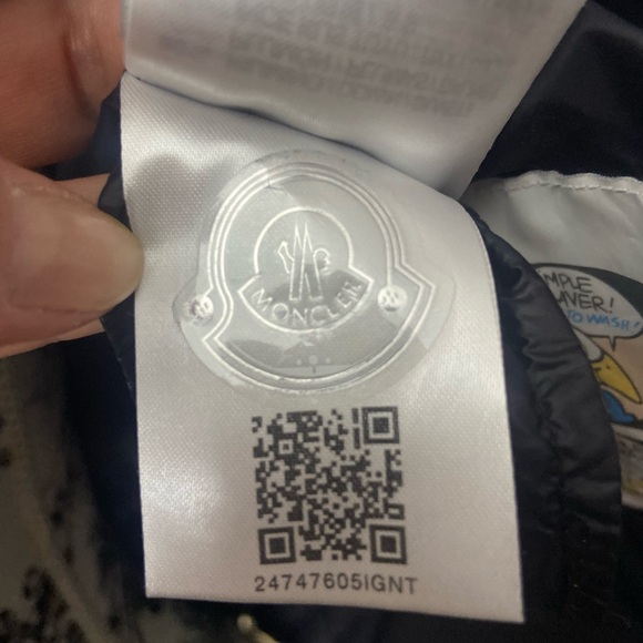 MONCLER short down jacket - Picture 7 of 10